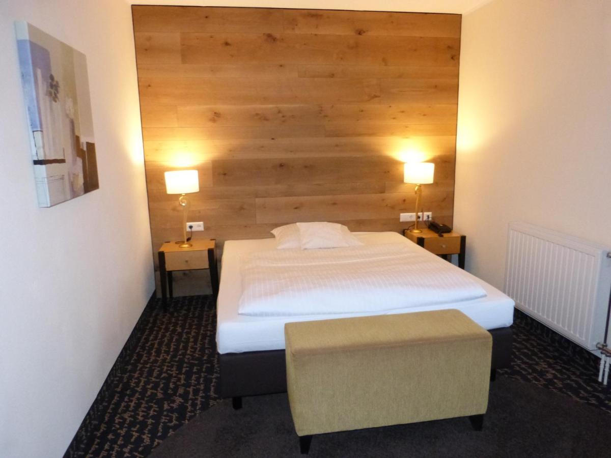 Barnstorf Hotel Roshop מראה חיצוני תמונה
