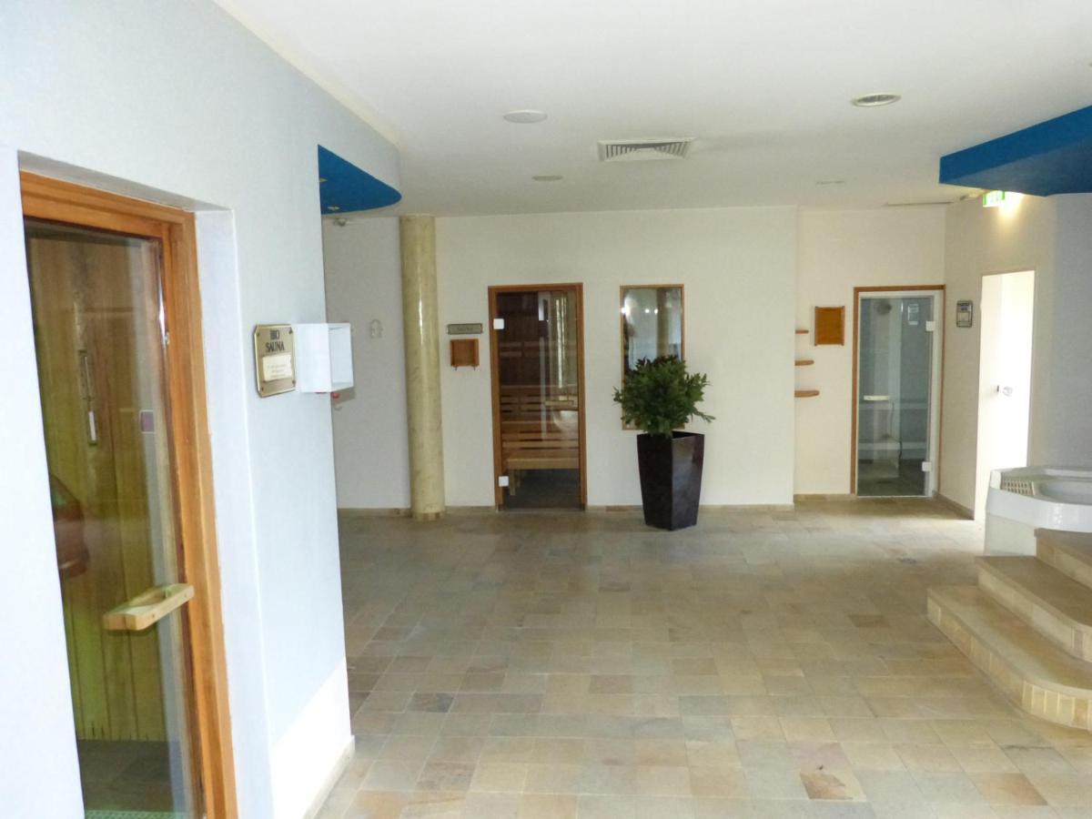 Barnstorf Hotel Roshop מראה חיצוני תמונה