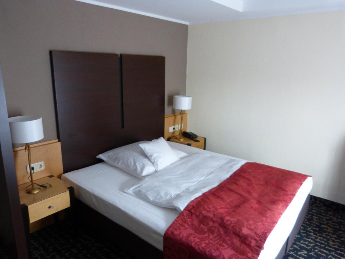 Barnstorf Hotel Roshop מראה חיצוני תמונה