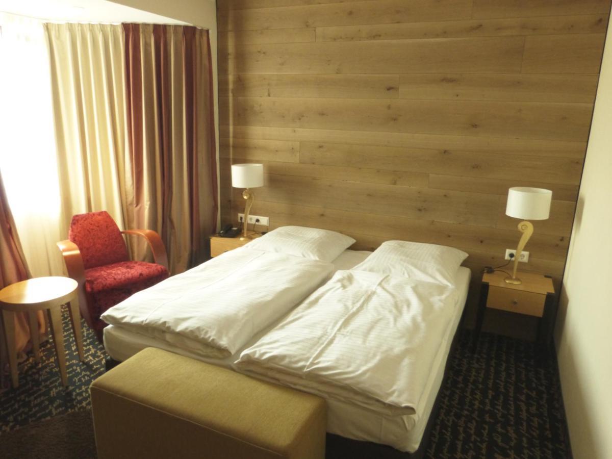 Barnstorf Hotel Roshop מראה חיצוני תמונה