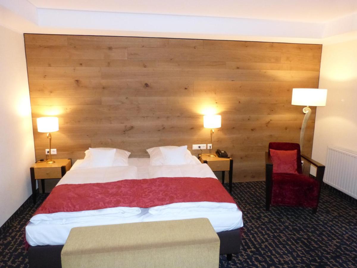 Barnstorf Hotel Roshop מראה חיצוני תמונה