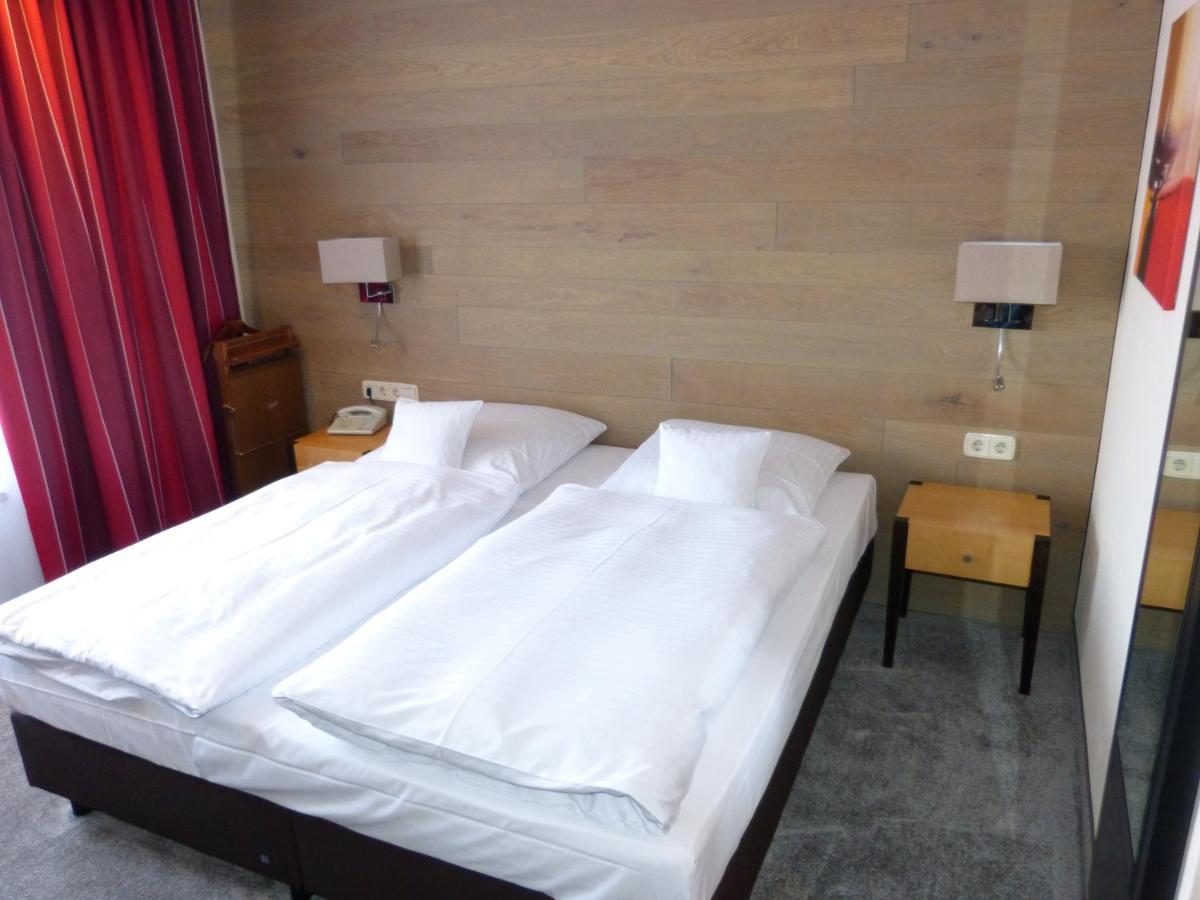 Barnstorf Hotel Roshop מראה חיצוני תמונה